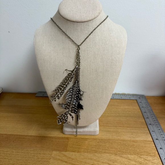 Antique bronze long lanyard necklace with feather tassel - Picture 1 of 6